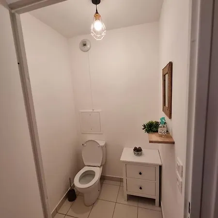 F3 *